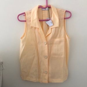 Mango sleeveless shirt US 4
